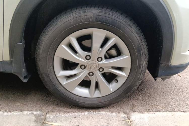 Used Honda Vezel 2017 1.5L CVT 2WD Comfort Model Right Front Wheel Hub