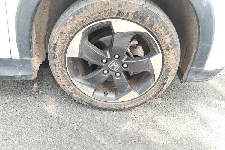 Used Honda Vezel 2017 1.8L CVT Front-Wheel Drive Pioneer Edition Right Front Wheel Hub