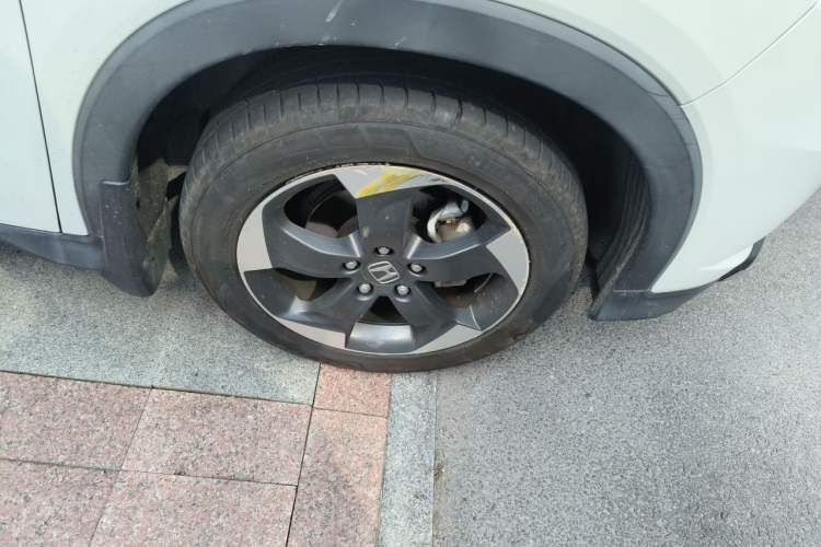 Used Honda Vezel 2017 1.8L CVT Front-Wheel Drive Pioneer Edition Right Front Wheel Hub