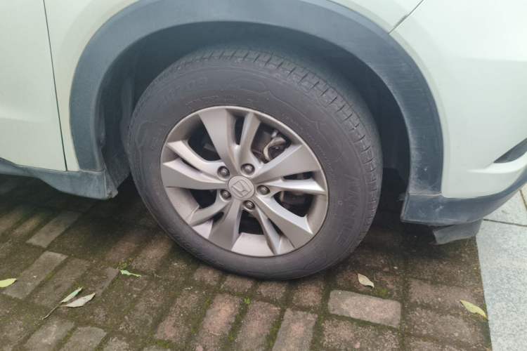 Used Honda Vezel 2017 1.5L CVT 2WD Comfort Model Right Front Wheel Hub