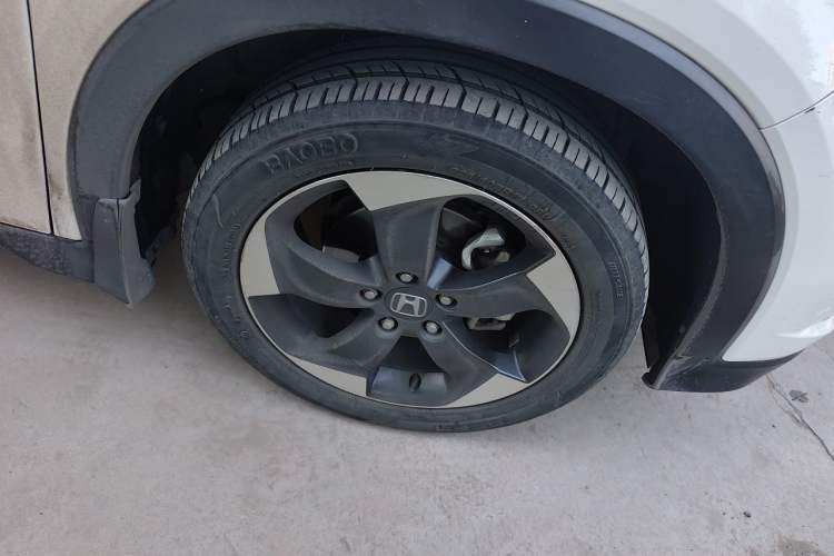 Used Honda Vezel 2017 1.8L CVT Front-Wheel Drive Pioneer Edition Right Front Wheel Hub