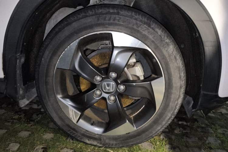 Used Honda Vezel 2017 1.8L CVT Front-Wheel Drive Pioneer Edition Right Front Wheel Hub