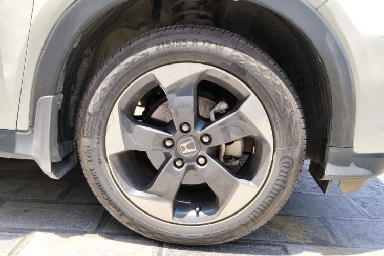 Used Honda Vezel 2017 1.8L CVT Front-Wheel Drive Pioneer Edition Right Front Wheel Hub