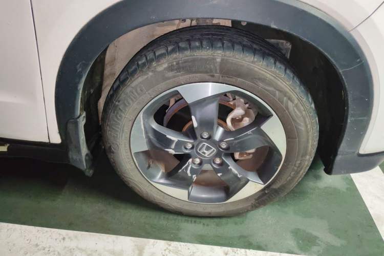 Used Honda Vezel 2017 1.8L CVT Front-Wheel Drive Pioneer Edition Right Front Wheel Hub