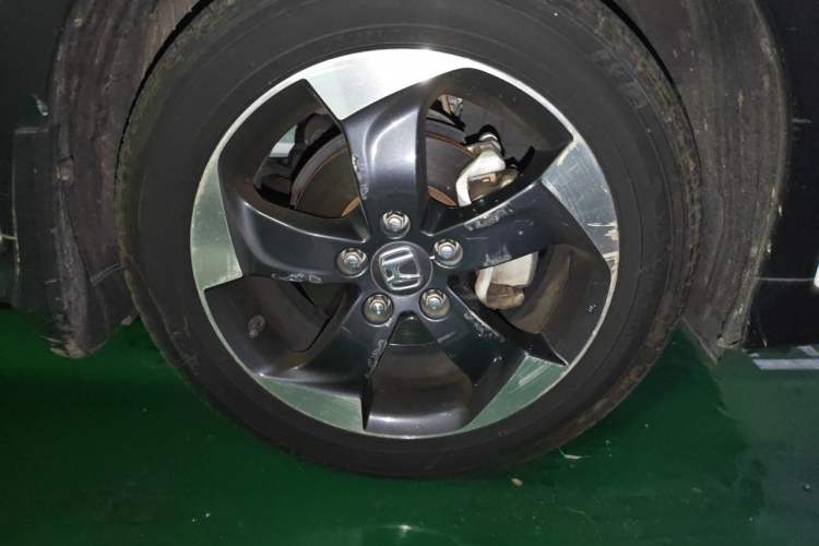 Used Honda Vezel 2017 1.8L CVT Front-Wheel Drive Pioneer Edition Right Front Wheel Hub