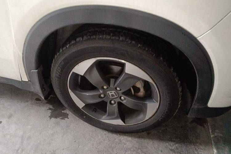 Used Honda Vezel 2017 1.8L CVT Front-Wheel Drive Pioneer Edition Right Front Wheel Hub