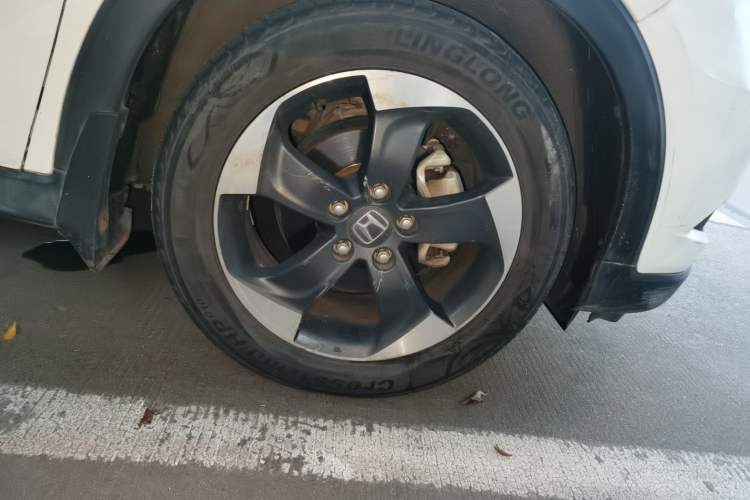 Used Honda Vezel 2017 1.8L CVT Front-Wheel Drive Pioneer Edition Right Front Wheel Hub