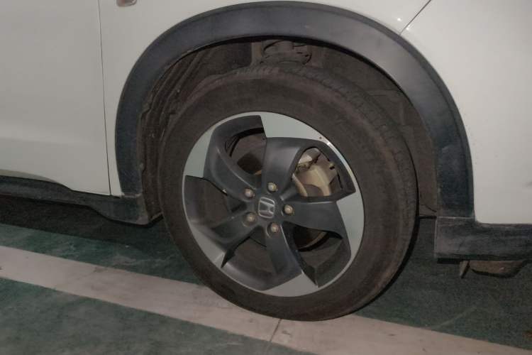 Used Honda Vezel 2017 1.8L CVT Front-Wheel Drive Pioneer Edition Right Front Wheel Hub