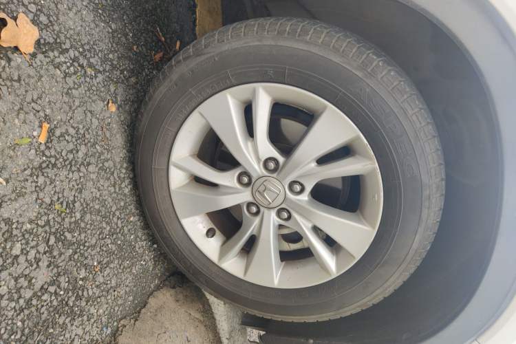 Used Honda Vezel 2017 1.5L CVT 2WD Comfort Model Right Front Wheel Hub