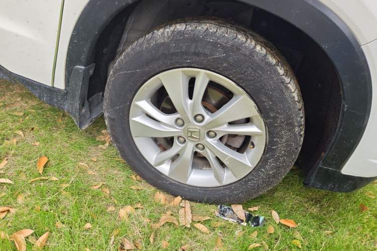 Used Honda Vezel 2017 1.5L CVT 2WD Comfort Model Right Front Wheel Hub