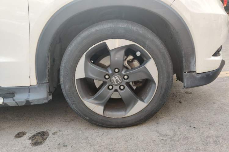 Used Honda Vezel 2017 1.8L CVT Front-Wheel Drive Pioneer Edition Right Front Wheel Hub