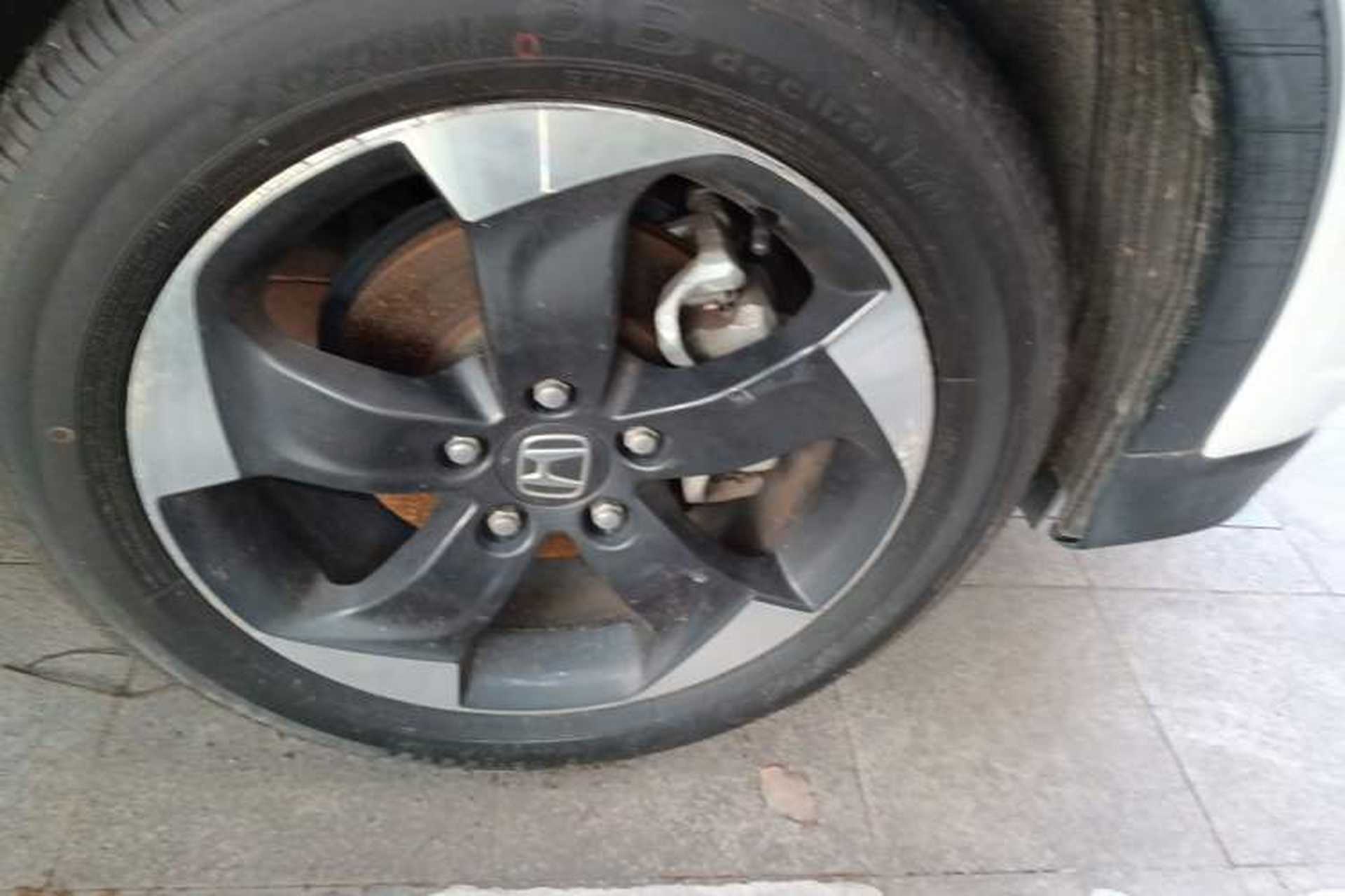 Used Honda Vezel 2017 1.8L CVT Front-Wheel Drive Pioneer Edition Right Front Wheel Hub