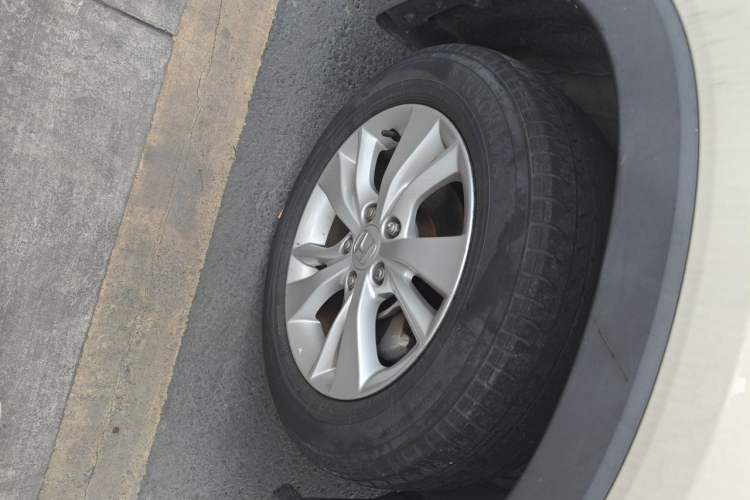 Used Honda Vezel 2017 1.5L CVT 2WD Comfort Model Right Front Wheel Hub
