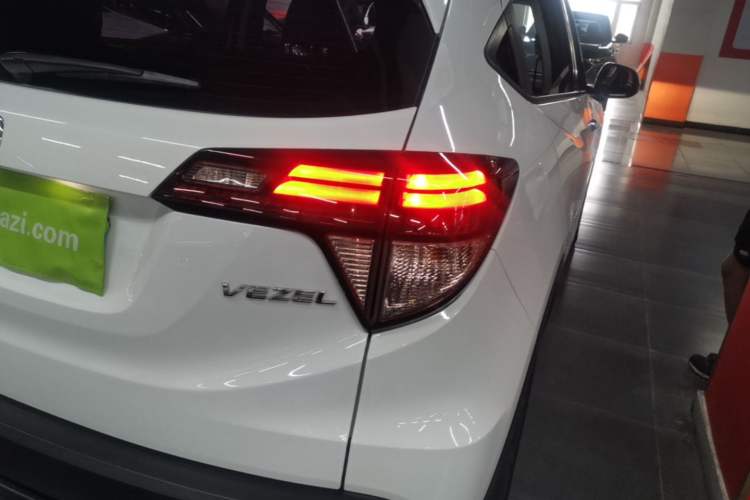 Used Honda Vezel 2017 1.8L CVT Front-Wheel Drive Pioneer Edition Right Rear Taillight
