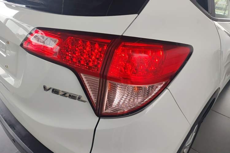 Used Honda Vezel 2017 1.5L CVT 2WD Comfort Model Right Rear Taillight