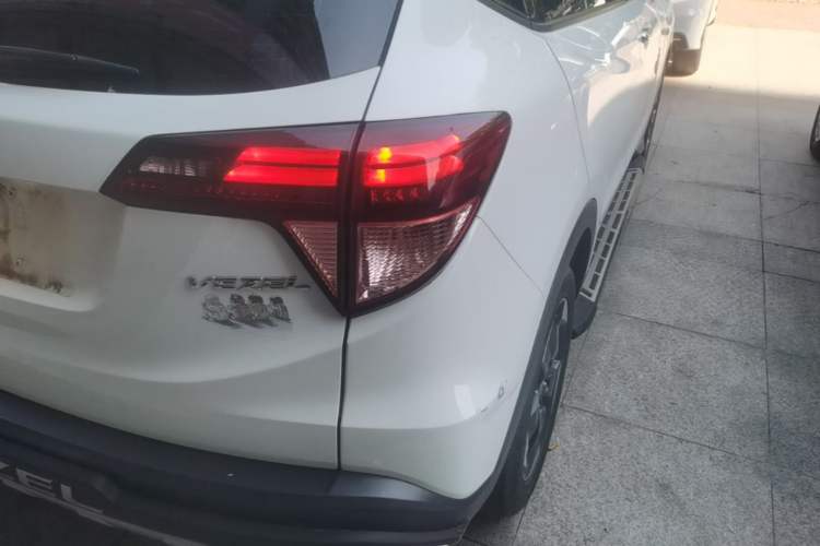 Used Honda Vezel 2017 1.8L CVT Front-Wheel Drive Pioneer Edition Right Rear Taillight