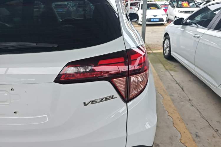 Used Honda Vezel 2017 1.8L CVT Front-Wheel Drive Pioneer Edition Right Rear Taillight