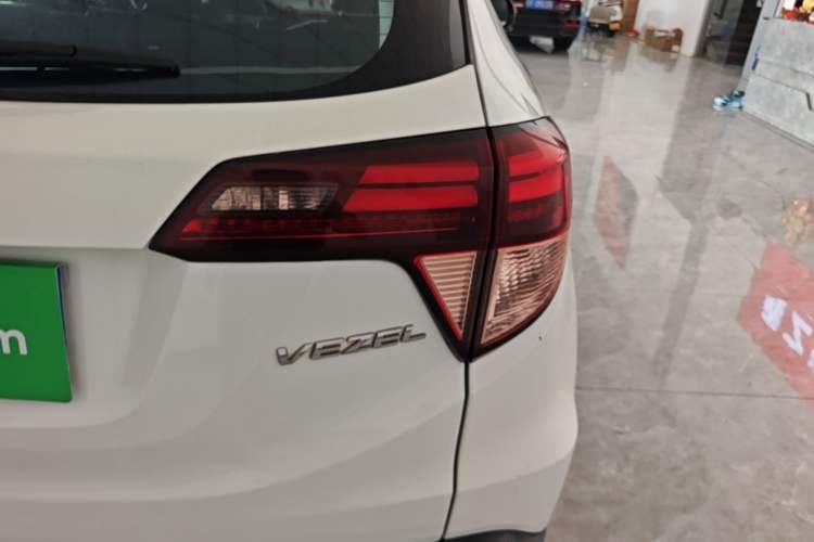 Used Honda Vezel 2017 1.8L CVT Front-Wheel Drive Pioneer Edition Right Rear Taillight