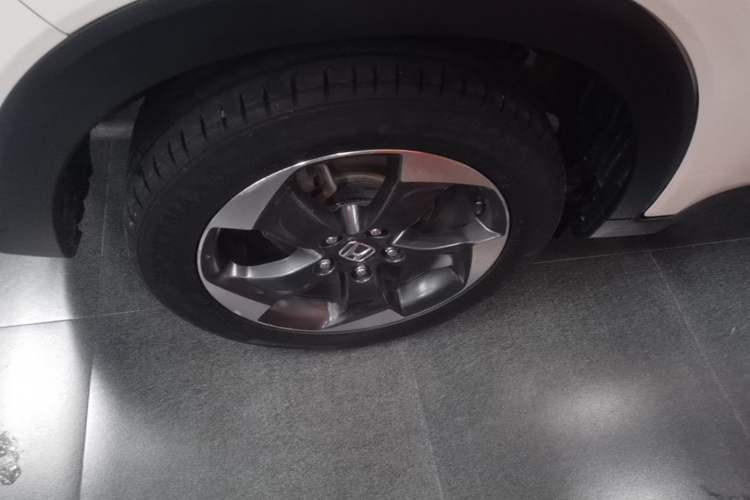 Used Honda Vezel 2017 1.8L CVT Front-Wheel Drive Pioneer Edition Right Rear Wheel Hub