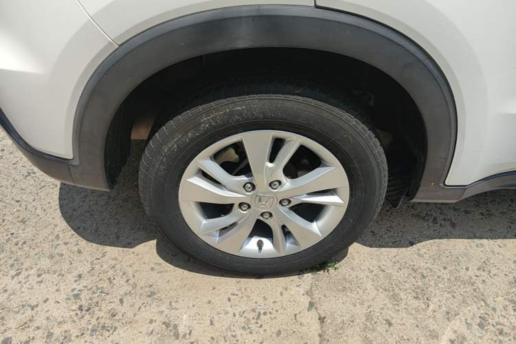 Used Honda Vezel 2017 1.5L CVT 2WD Comfort Model Right Rear Wheel Hub