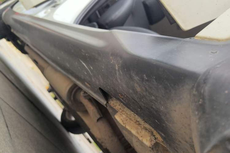 Used Honda Vezel 2017 1.5L CVT 2WD Comfort Model Right Side Sill