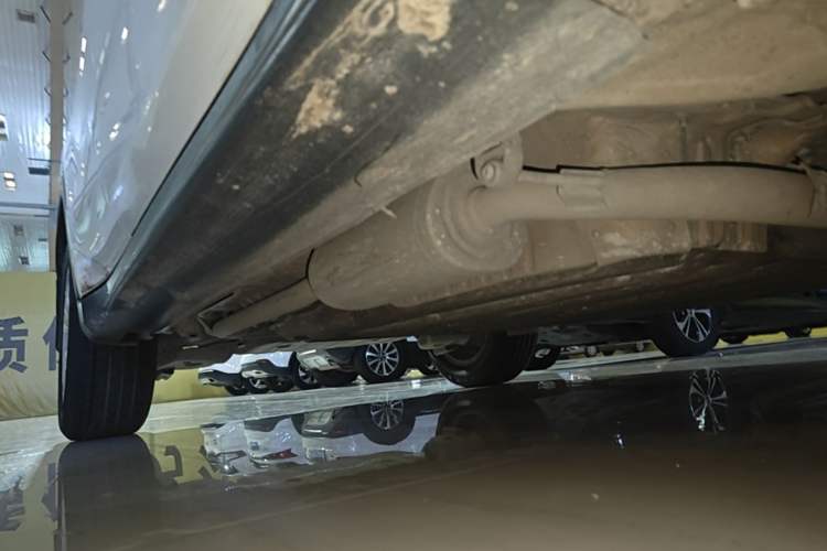 Used Honda Vezel 2017 1.5L CVT 2WD Comfort Model Right Side Sill
