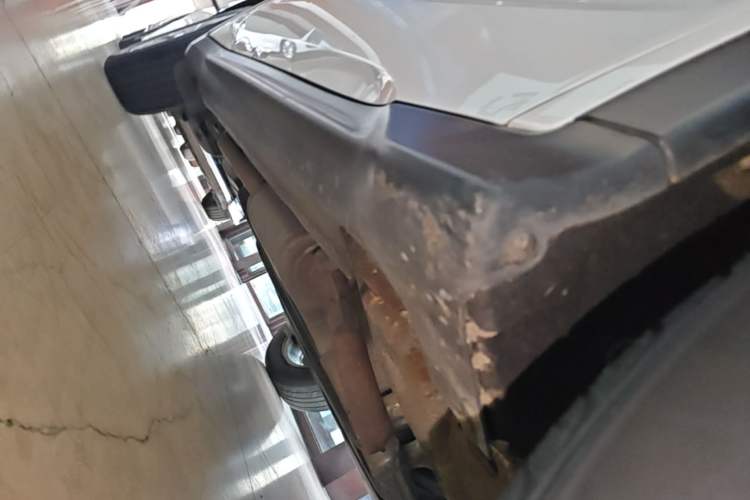 Used Honda Vezel 2017 1.5L CVT 2WD Comfort Model Right Side Sill