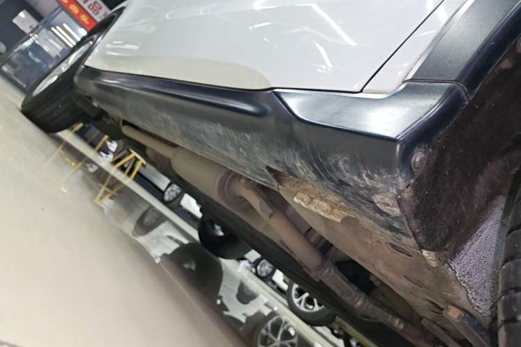 Used Honda Vezel 2017 1.5L CVT 2WD Comfort Model Right Side Sill
