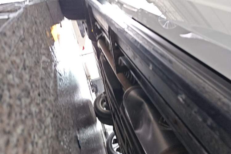 Used Honda Vezel 2017 1.5L CVT 2WD Comfort Model Right Side Sill