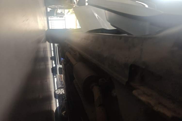 Used Honda Vezel 2017 1.5L CVT 2WD Comfort Model Right Side Sill