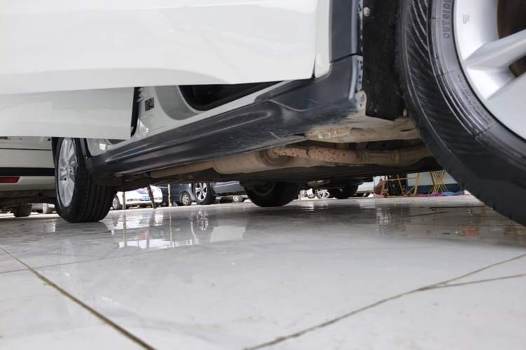 Used Honda Vezel 2017 1.5L CVT 2WD Comfort Model Right Side Sill