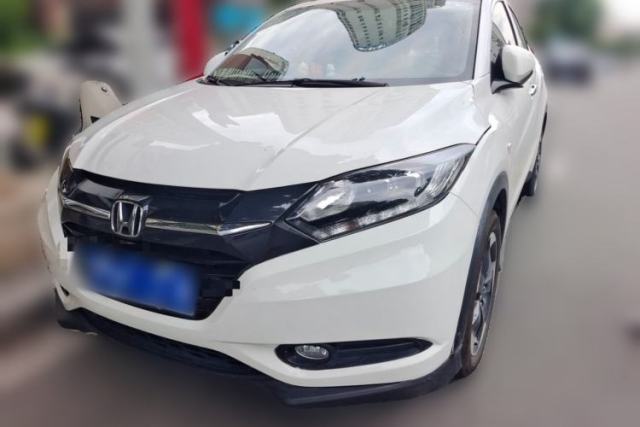 Ojetý Honda Vezel 2017 1.8L CVT Front-Wheel Drive Pioneer Edition