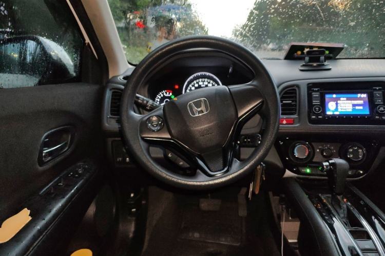 Used Honda Vezel 2017 1.5L CVT 2WD Comfort Model Steering Wheel
