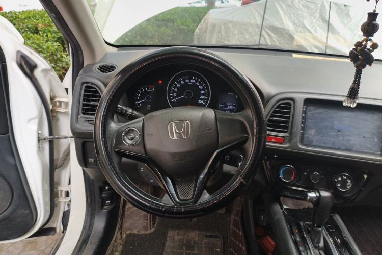Used Honda Vezel 2017 1.5L CVT 2WD Comfort Model Steering Wheel