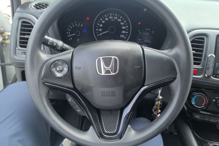 Used Honda Vezel 2017 1.5L CVT 2WD Comfort Model Steering Wheel