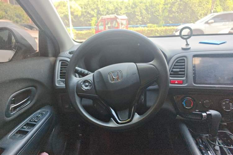 Used Honda Vezel 2017 1.5L CVT 2WD Comfort Model Steering Wheel