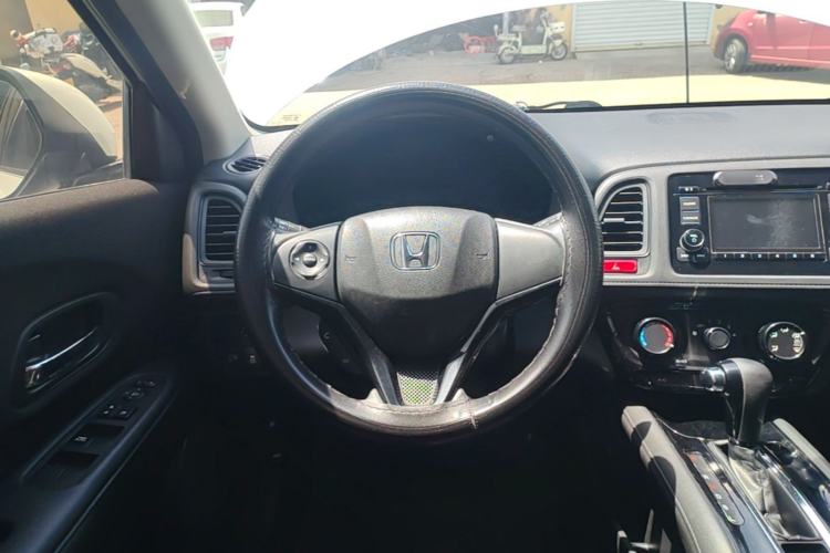 Used Honda Vezel 2017 1.5L CVT 2WD Comfort Model Steering Wheel