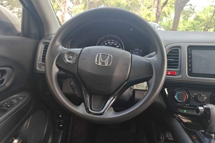 Used Honda Vezel 2017 1.5L CVT 2WD Comfort Model Steering Wheel