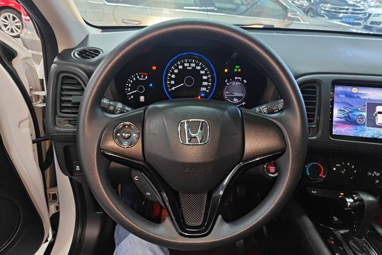 Used Honda Vezel 2017 1.8L CVT Front-Wheel Drive Pioneer Edition Steering Wheel