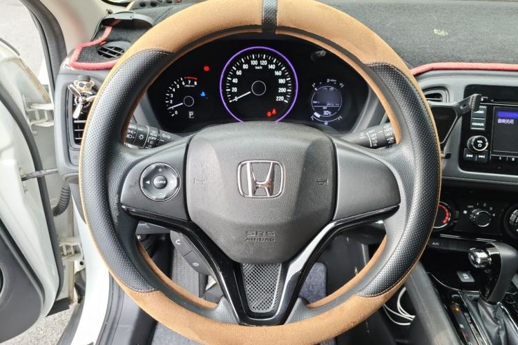 Used Honda Vezel 2017 1.8L CVT 2WD Elite Model Steering Wheel