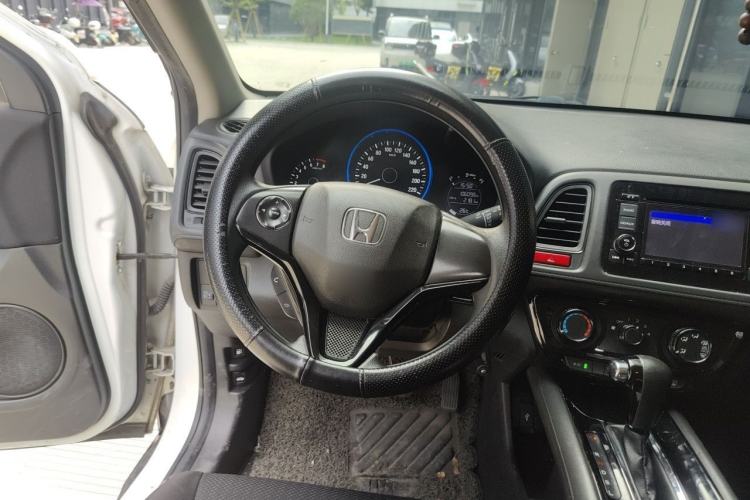 Used Honda Vezel 2017 1.5L CVT 2WD Comfort Model Steering Wheel