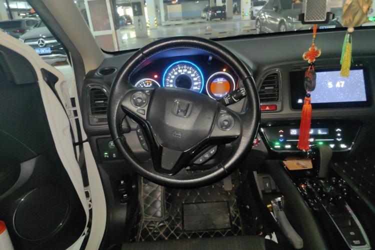 Used Honda Vezel 2017 1.8L CVT Two-Wheel Drive Luxury Model Steering Wheel