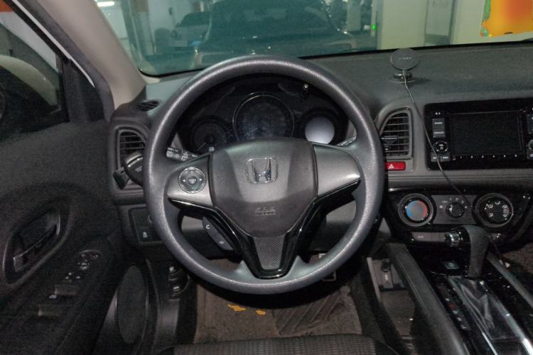 Used Honda Vezel 2017 1.8L CVT Front-Wheel Drive Pioneer Edition Steering Wheel