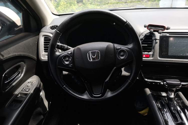 Used Honda Vezel 2017 1.8L CVT Two-Wheel Drive Luxury Model Steering Wheel