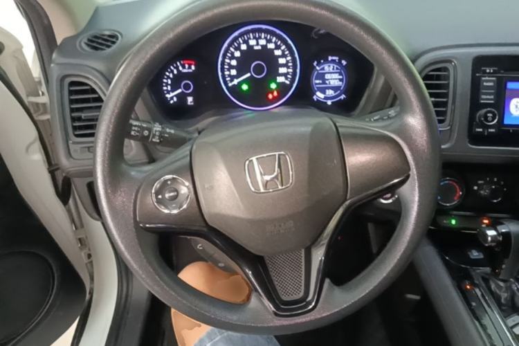 Used Honda Vezel 2017 1.8L CVT 2WD Elite Model Steering Wheel