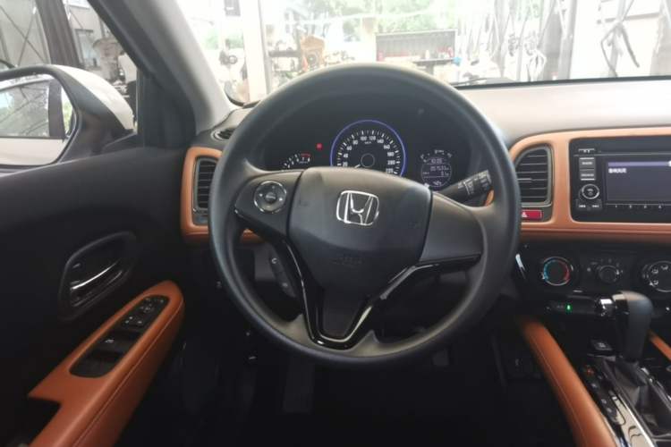 Used Honda Vezel 2017 1.8L CVT Front-Wheel Drive Pioneer Edition Steering Wheel