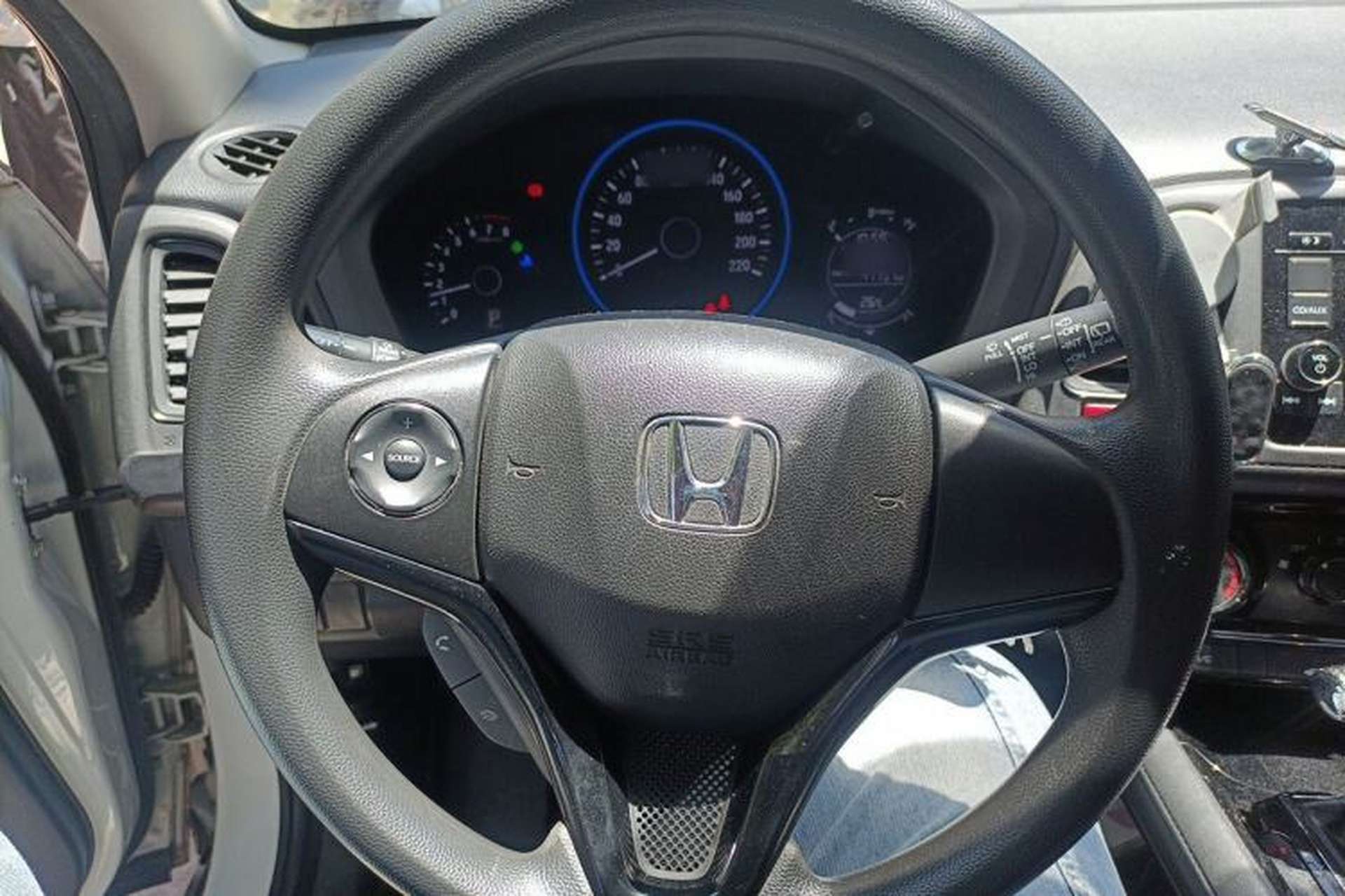 Used Honda Vezel 2017 1.5L CVT 2WD Comfort Model Steering Wheel