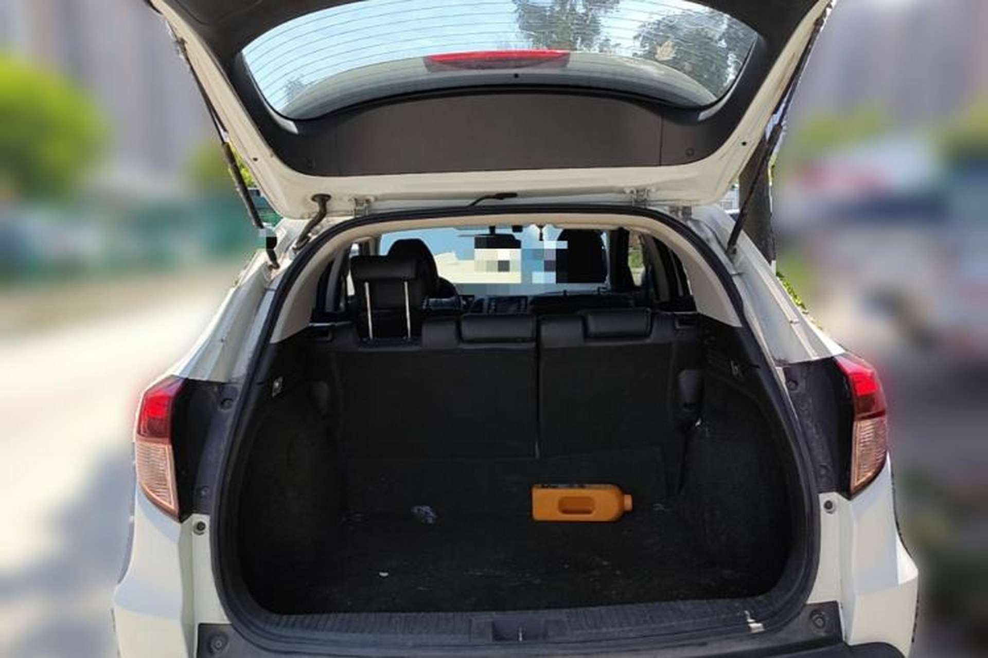Used Honda Vezel 2017 1.8L CVT Front-Wheel Drive Pioneer Edition Trunk
