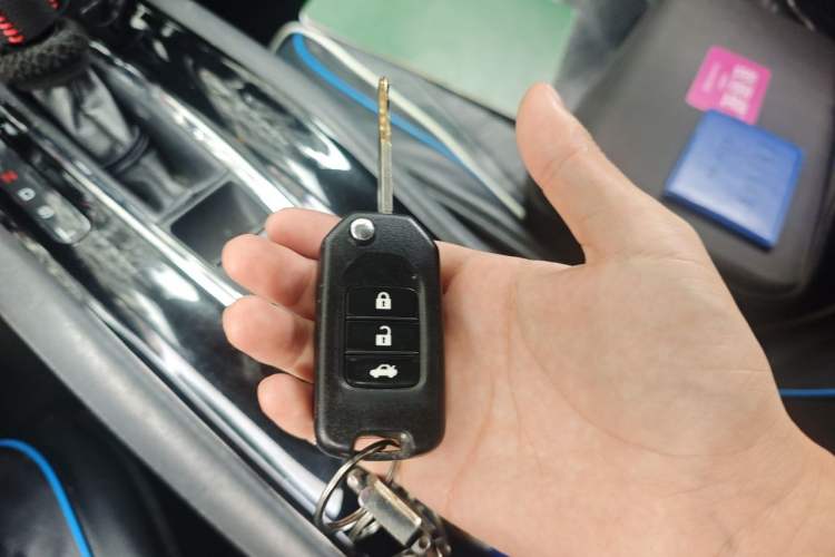 Used Honda Vezel 2017 1.5L CVT 2WD Comfort Model Vehicle Key