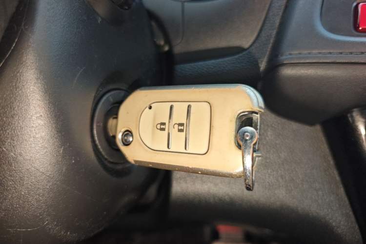 Used Honda Vezel 2017 1.5L CVT 2WD Comfort Model Vehicle Key